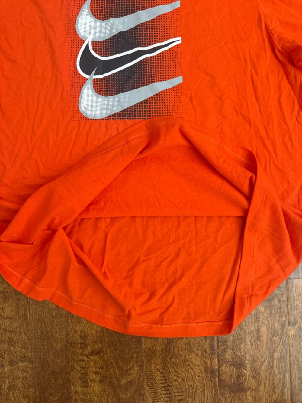 Nike Men's Bright Orange Graphic Swoosh Tee Size XXL - Picture 8 of 15